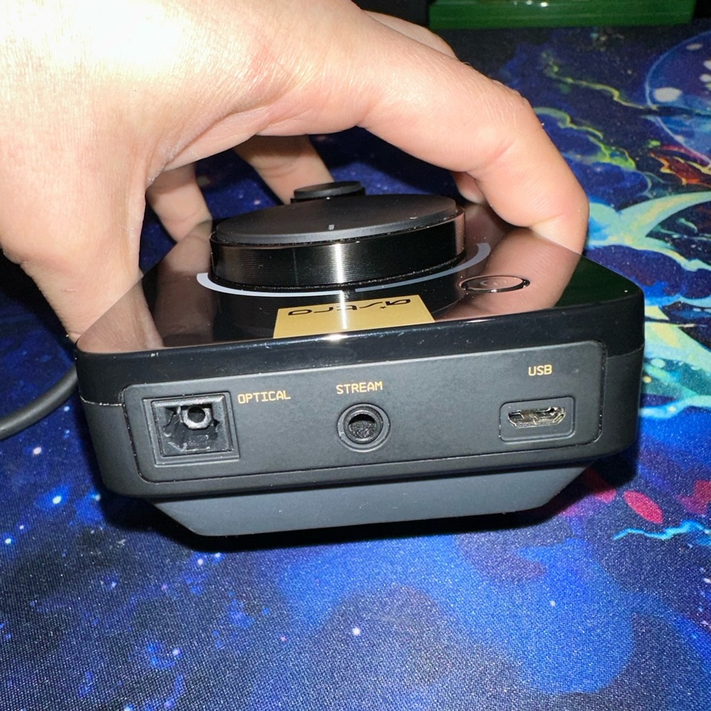 Astro A40 headset with Mixamp - Picture 14 of 16